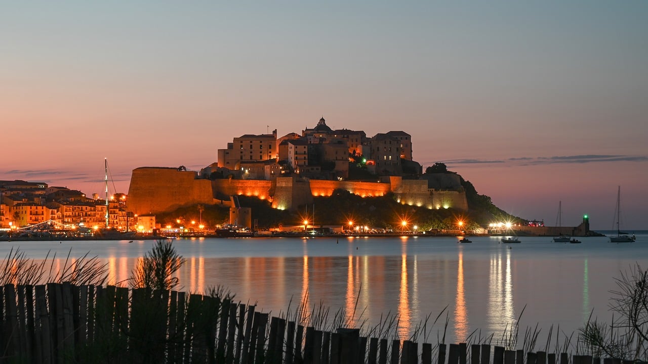 Vacances : tous à Calvi !